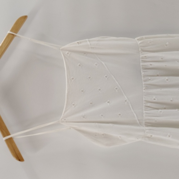House Of Harlow X Revolve White Eyelet Dress Medium Adjustable Strap Open Back - Picture 3 of 13